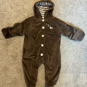 Calvin Klein 6-9 month Bunting